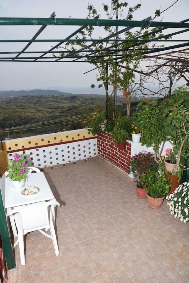 Eleni'S House Villa Chlomos Bagian luar foto